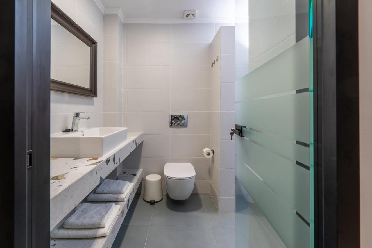 Bemyguest Comfort Zefyros Néi Póri Kültér fotó